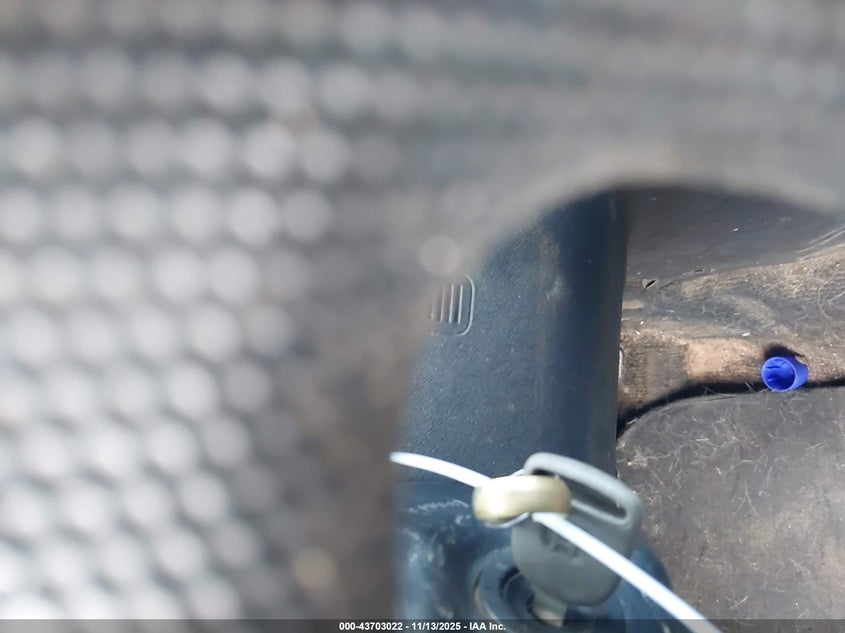 2003 Honda Cr-V Lx VIN: SHSRD68443U107606 Lot: 43703022