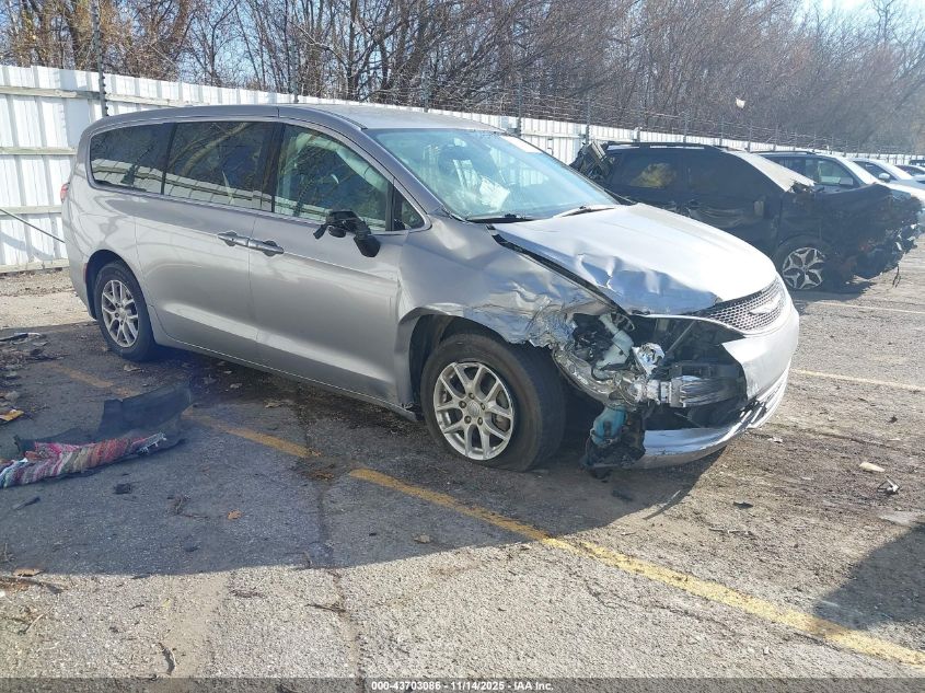 CHRYSLER PACIFICA TOURING