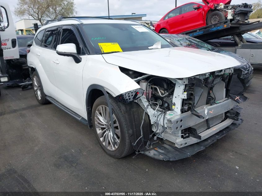 TOYOTA HIGHLANDER PLATINUM