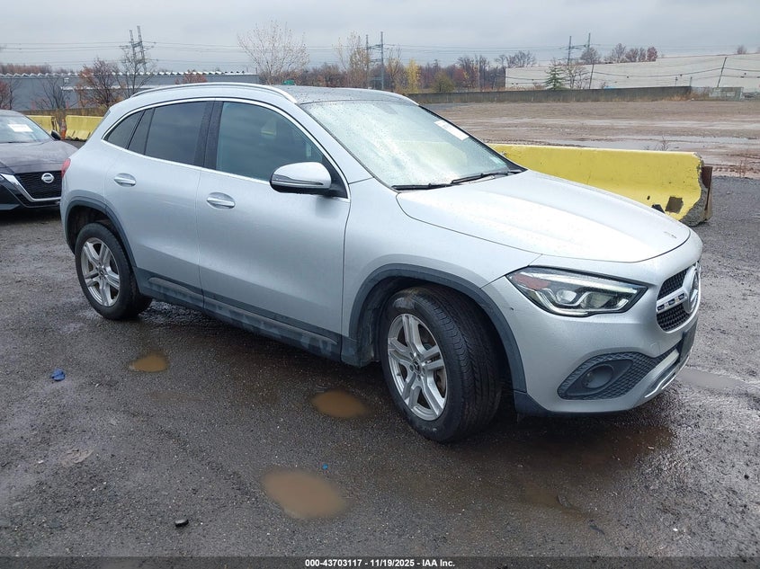 MERCEDES-BENZ GLA-CLASS 4MATIC