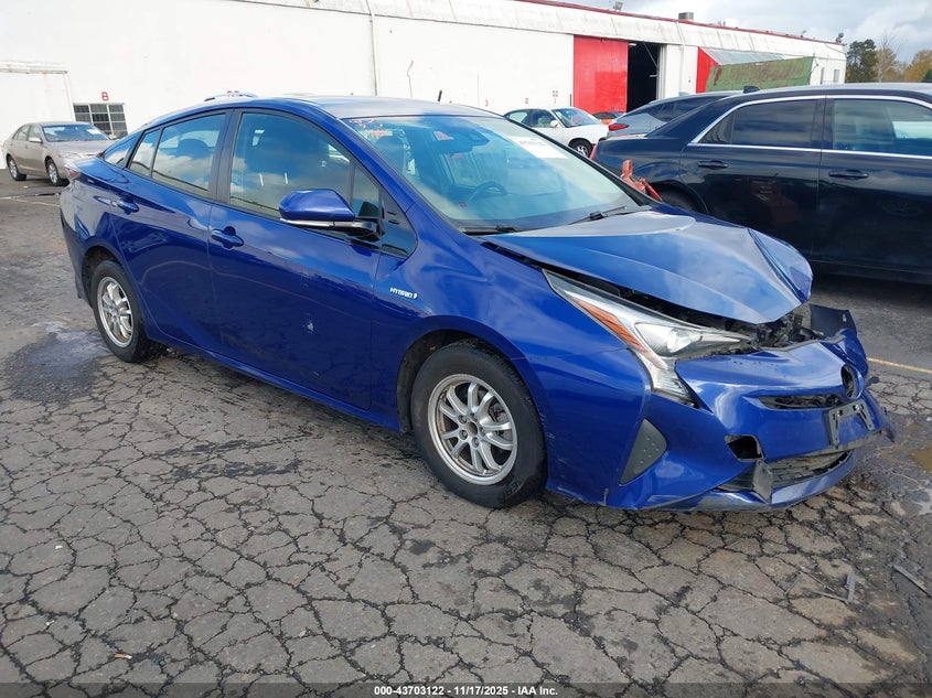 TOYOTA PRIUS TWO ECO