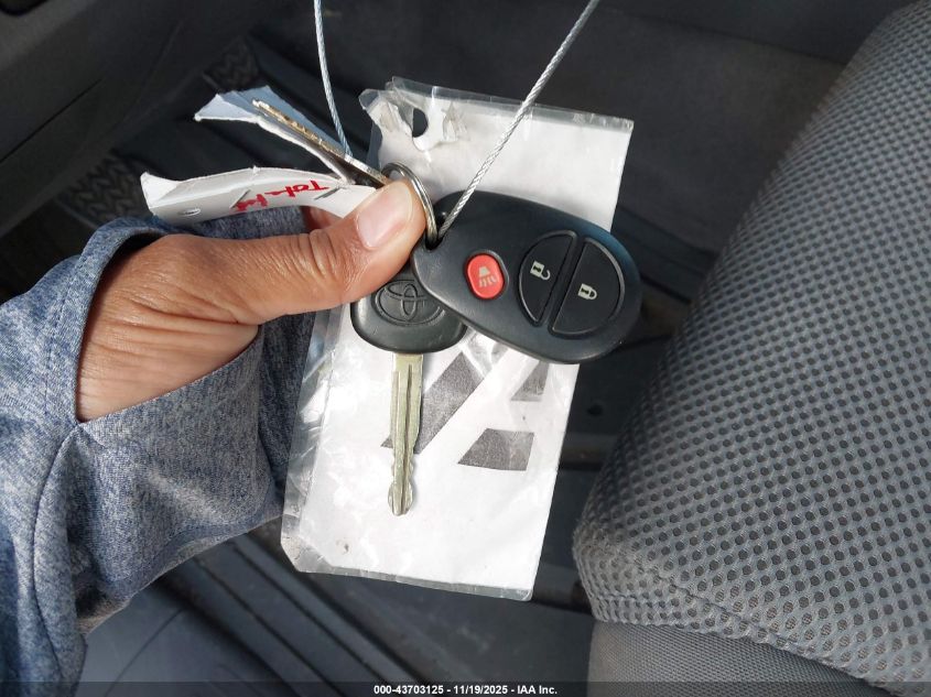 2005 Toyota Tacoma Base V6 VIN: 5TEUU42N45Z063728 Lot: 43703125