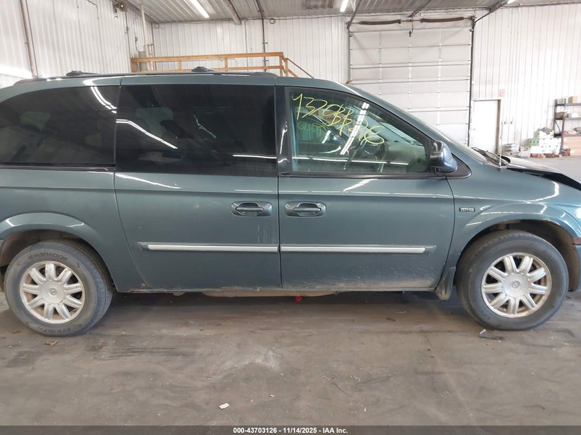 2007 Chrysler Town & Country Touring VIN: 2A4GP54L37R358232 Lot: 43703126