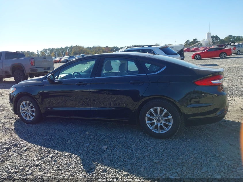 2017 Ford Fusion S VIN: 3FA6P0G73HR236099 Lot: 43703158