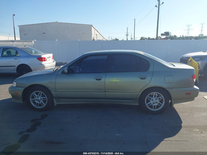 2002 Infiniti G20 Luxury VIN: JNKCP11A92T507646 Lot: 43703219