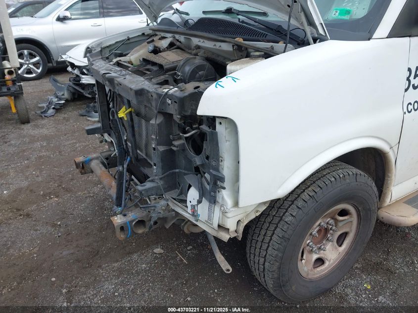 2018 Chevrolet Express 2500 Work Van VIN: 1GCWGAFG5J1908777 Lot: 43703221