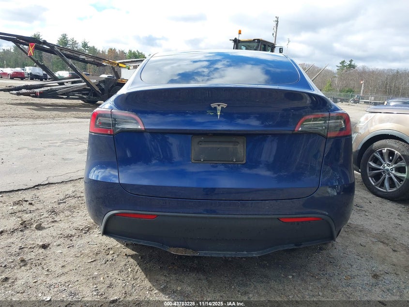 2023 Tesla Model Y Rwd VIN: 7SAYGDED9PF931970 Lot: 43703228