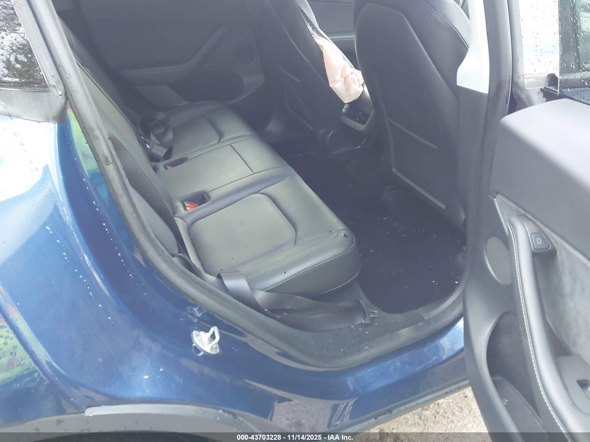 2023 Tesla Model Y Rwd VIN: 7SAYGDED9PF931970 Lot: 43703228