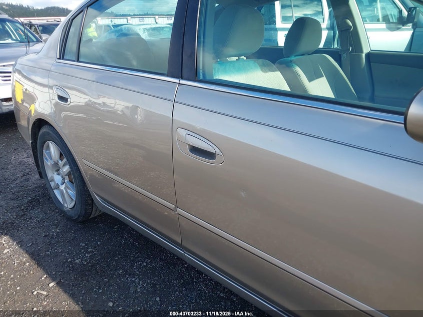 2005 Nissan Altima 2.5 S VIN: 1N4AL11D15C382537 Lot: 43703233