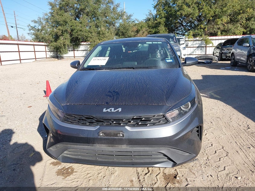 2024 Kia Forte Lxs VIN: 3KPF24AD5RE784063 Lot: 43703240