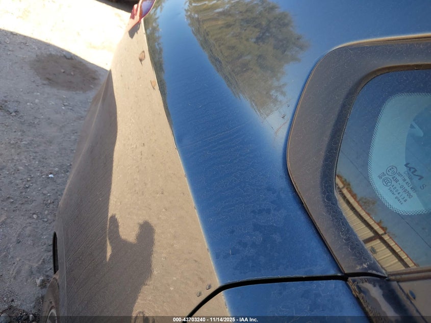 2024 Kia Forte Lxs VIN: 3KPF24AD5RE784063 Lot: 43703240