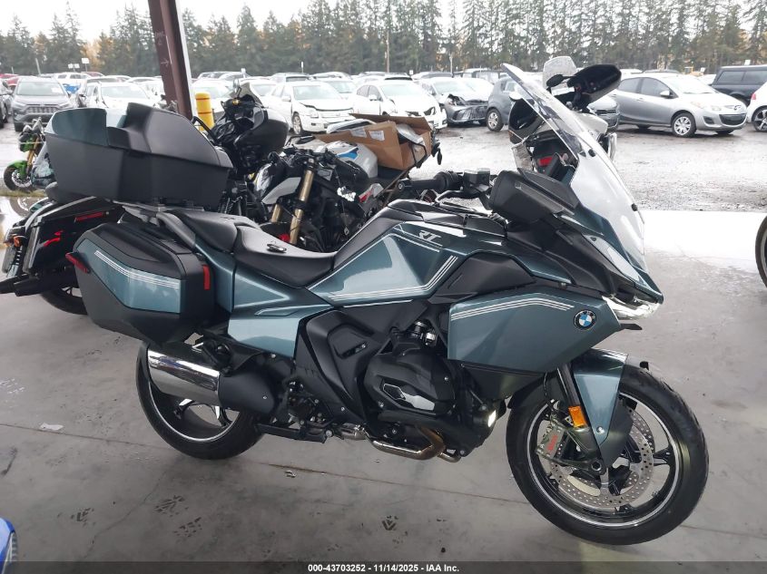 2026 BMW R 1300 Rt/Rt-P VIN: WB10M4306T6L30215 Lot: 43703252