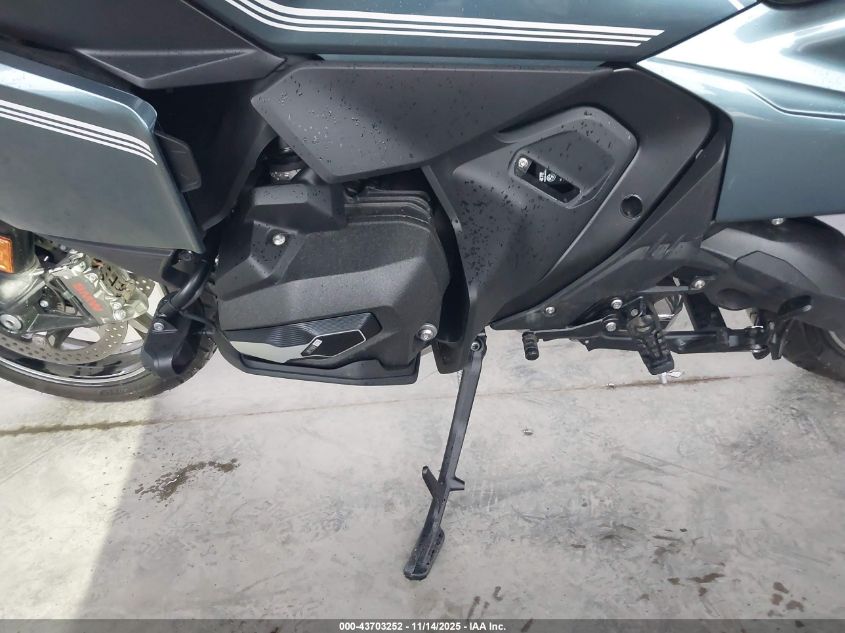 2026 BMW R 1300 Rt/Rt-P VIN: WB10M4306T6L30215 Lot: 43703252