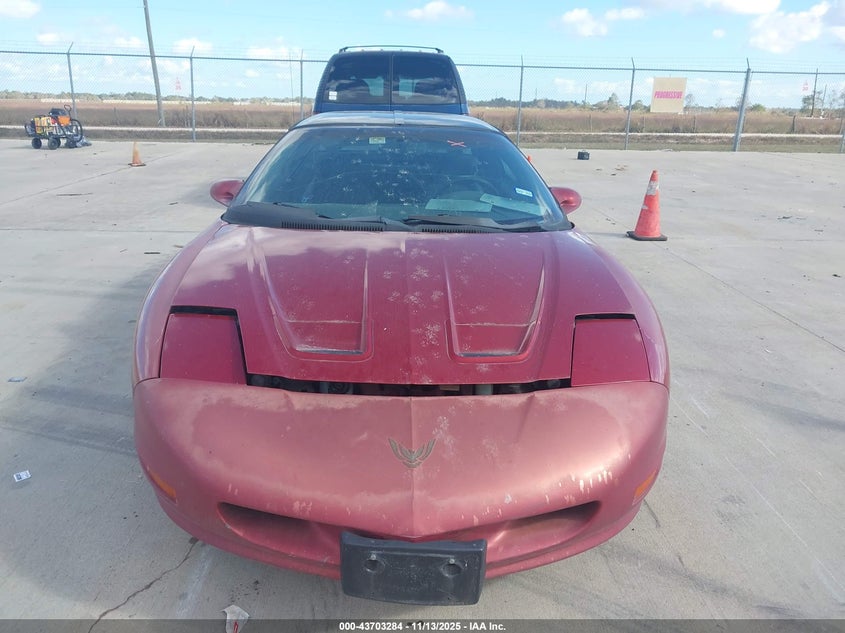 1997 Pontiac Firebird VIN: 2G2FS22K6V2216461 Lot: 43703284