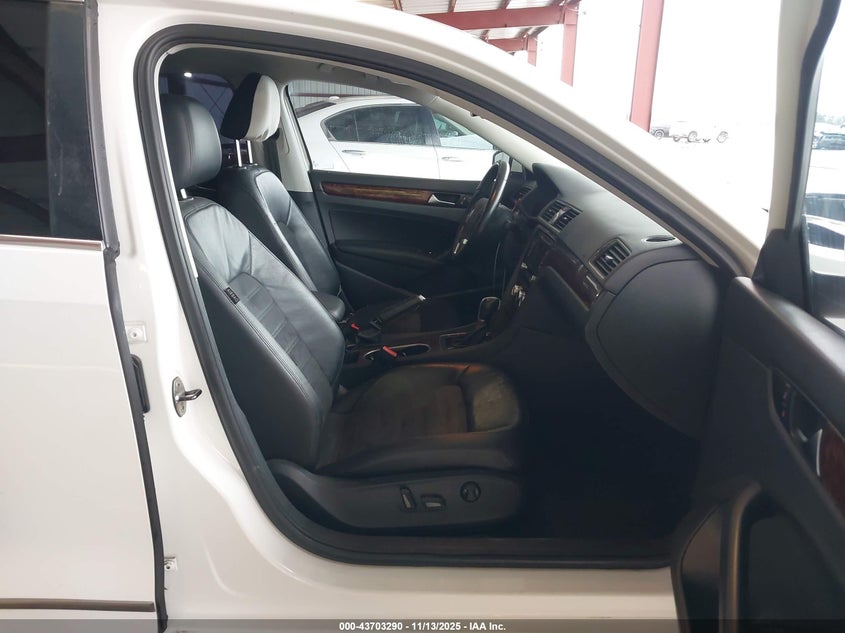 1VWCN7A39DC105055 2013 VOLKSWAGEN PASSAT photo no. 5