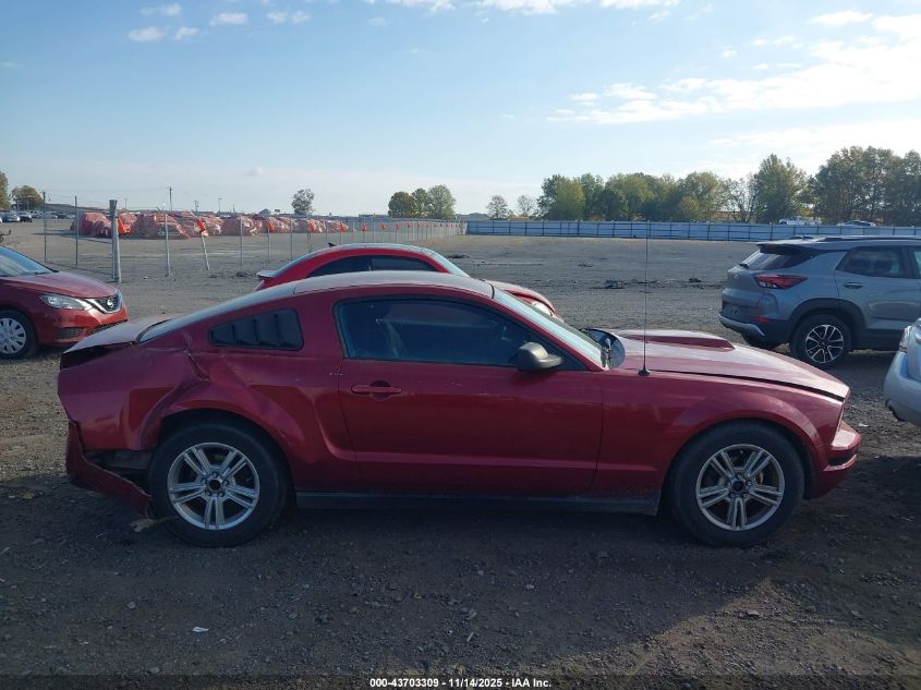 2007 Ford Mustang V6 Deluxe/V6 Premium VIN: 1ZVFT80N875333293 Lot: 43703309