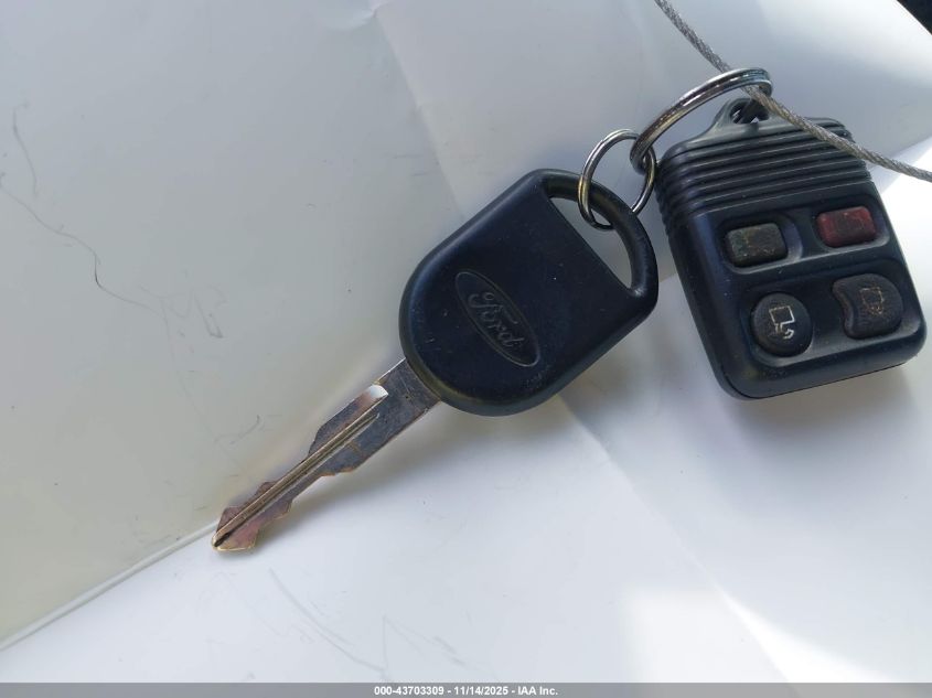 2007 Ford Mustang V6 Deluxe/V6 Premium VIN: 1ZVFT80N875333293 Lot: 43703309