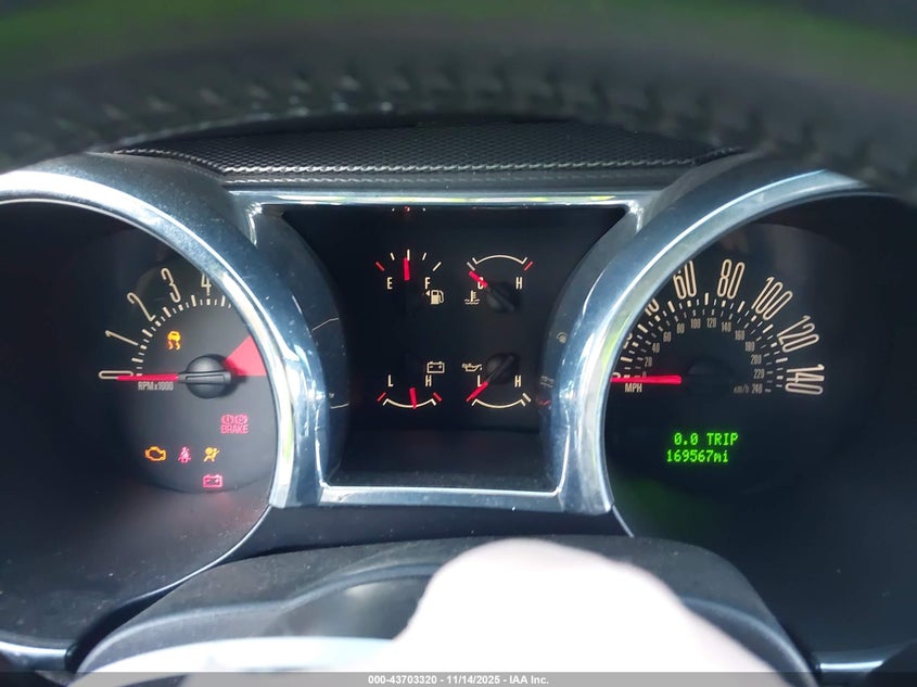 2008 Ford Mustang Gt Deluxe/Gt Premium VIN: 1ZVHT82H885182358 Lot: 43703320