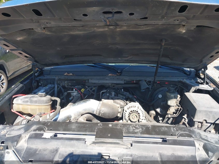 2007 Cadillac Escalade Standard VIN: 1GYFK63877R247685 Lot: 43703327