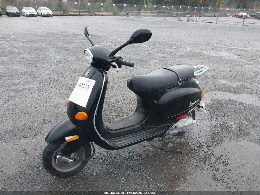 ZAPM198F515002809 2001 VESPA  photo no. 2