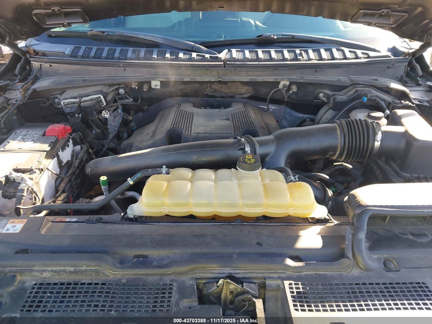 2018 Ford Expedition Max Platinum VIN: 1FMJK1MT4JEA00723 Lot: 43703388