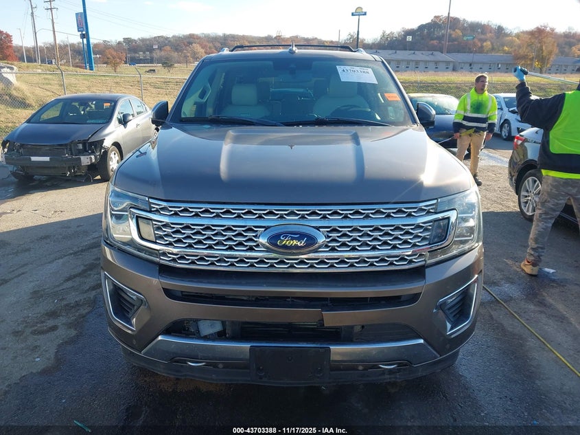 2018 Ford Expedition Max Platinum VIN: 1FMJK1MT4JEA00723 Lot: 43703388