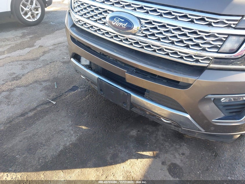 2018 Ford Expedition Max Platinum VIN: 1FMJK1MT4JEA00723 Lot: 43703388