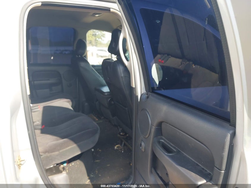 2005 Dodge Ram 1500 Slt/Laramie VIN: 1D7HA18N25S283945 Lot: 43703420