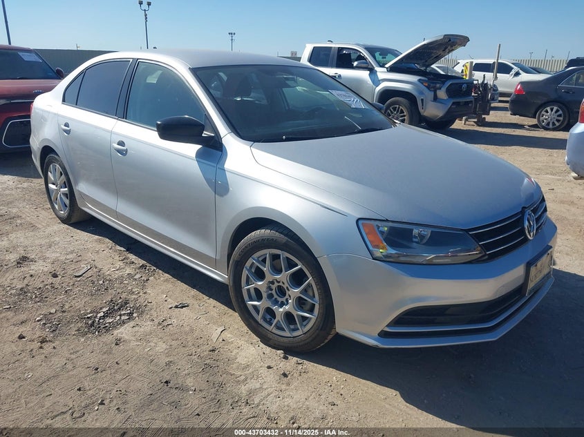 2015 VOLKSWAGEN JETTA 1.8T SE - 3VWD07AJ2FM232880