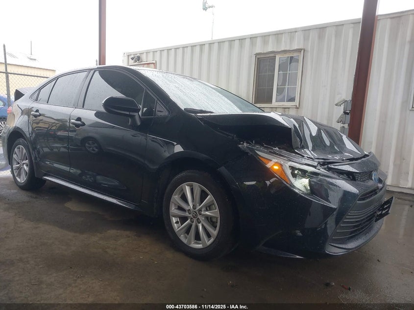 TOYOTA COROLLA HYBRID LE