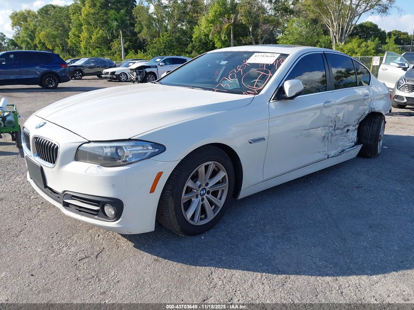 WBA5A5C50FD524884 2015 BMW 5ER photo no. 2