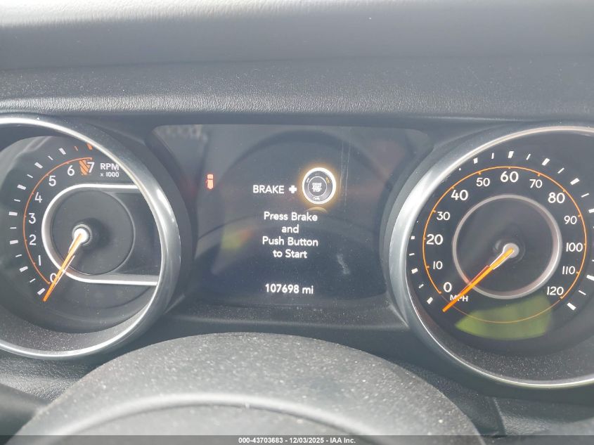 2018 Jeep Wrangler Unlimited Sahara 4X4 VIN: 1C4HJXEG4JW229407 Lot: 43703683