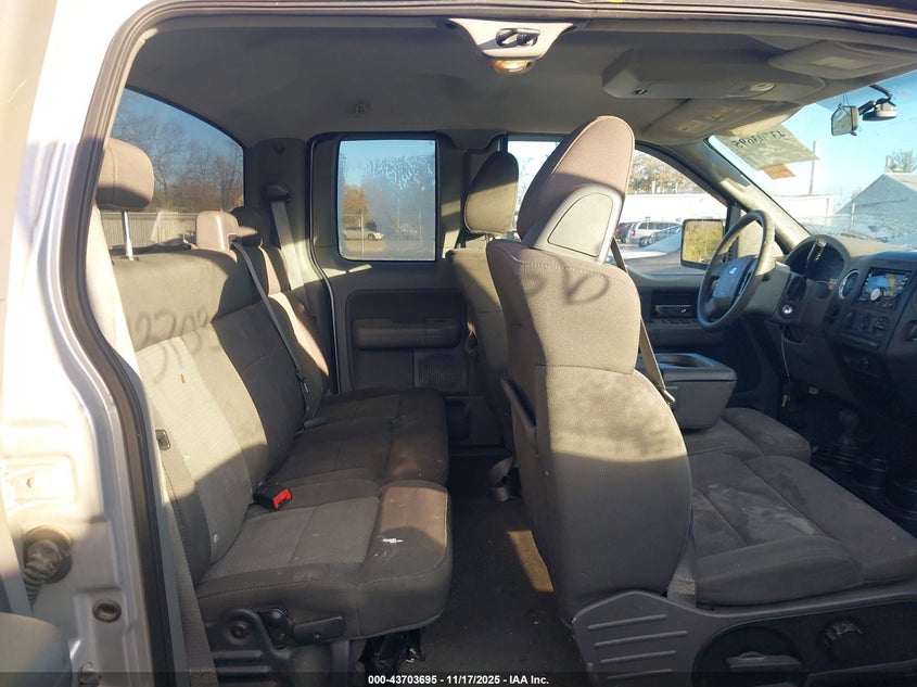 1FTPX14515FB38219 2005 FORD F-150 photo no. 8
