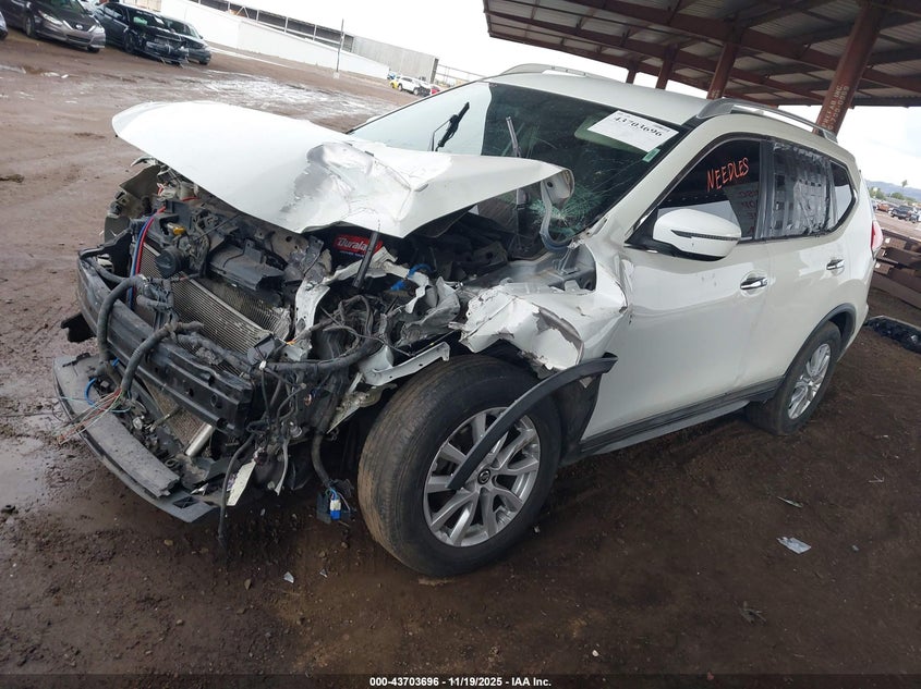KNMAT2MT7HP512336 2017 NISSAN ROGUE photo no. 2