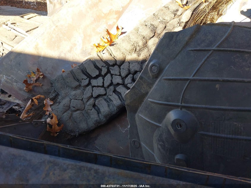 2024 Tesla Cybertruck All-Wheel Drive VIN: 7G2CEHED9RA048890 Lot: 43703731