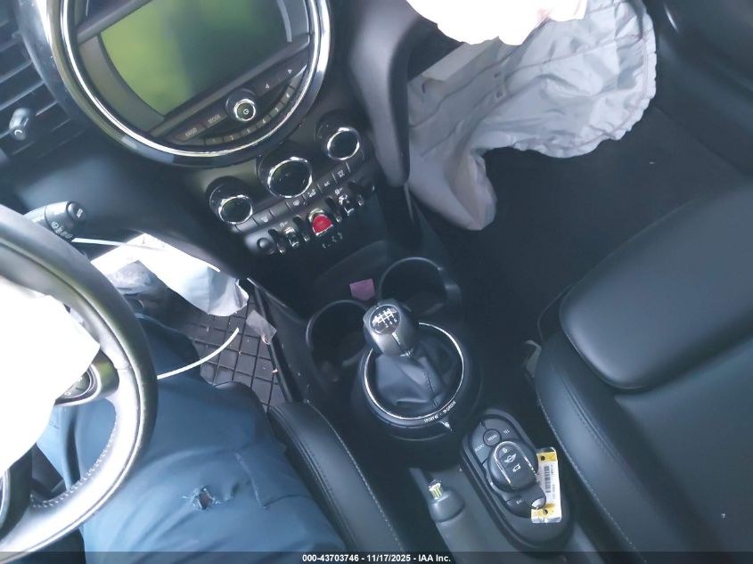 2017 Mini Hardtop Cooper S VIN: WMWXP7C5XH2C61386 Lot: 43703746