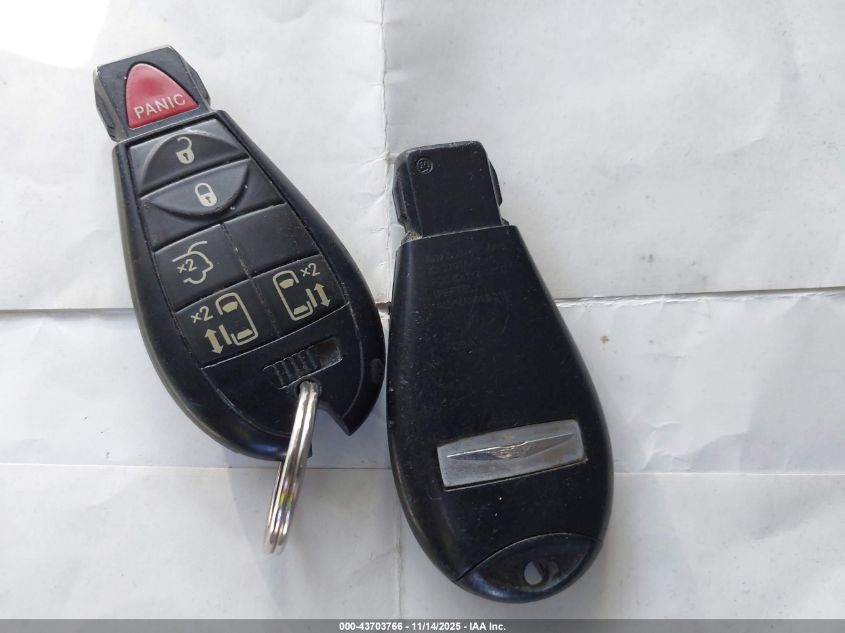 2010 Chrysler Town & Country Touring VIN: 2A4RR5D13AR266594 Lot: 43703766