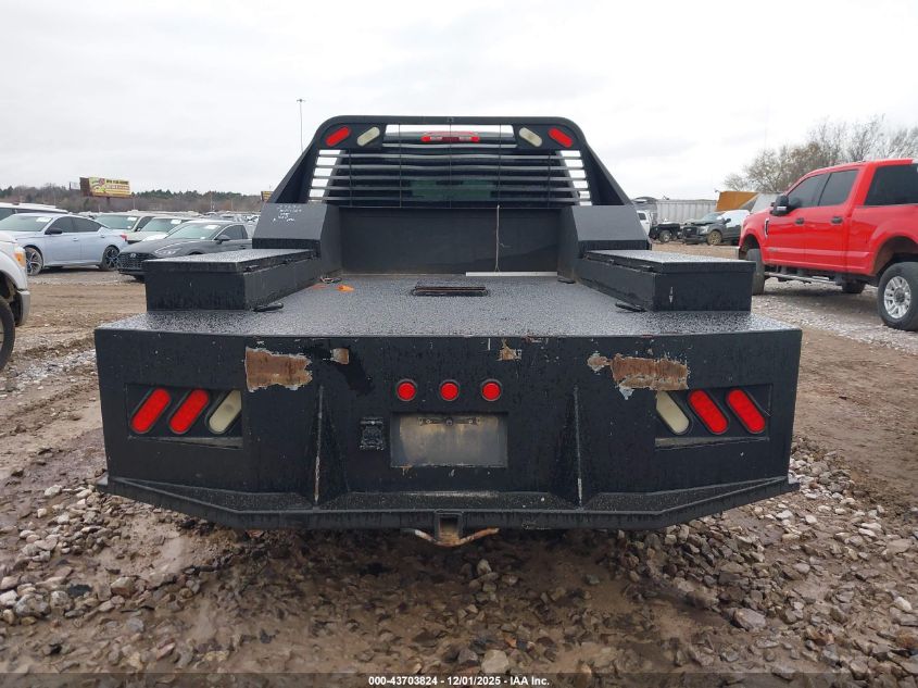 2015 Chevrolet Silverado 3500Hd Chassis Wt VIN: 1GB4KYC85FF558013 Lot: 43703824