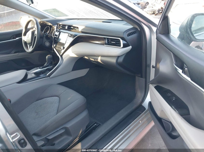2018 Toyota Camry L/Le/Xle/Se/Xse