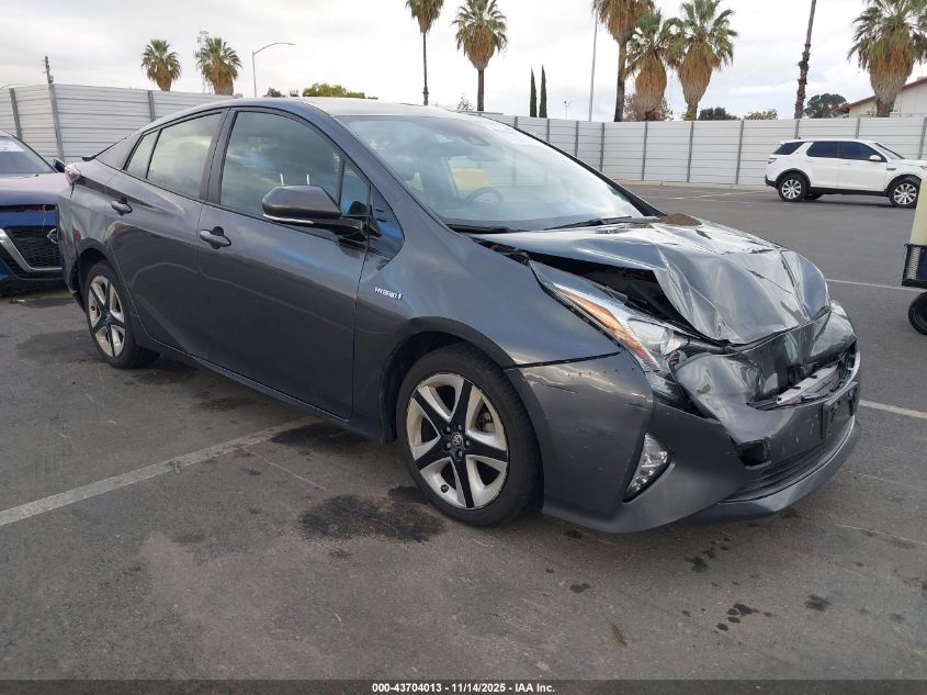 TOYOTA PRIUS THREE TOURING