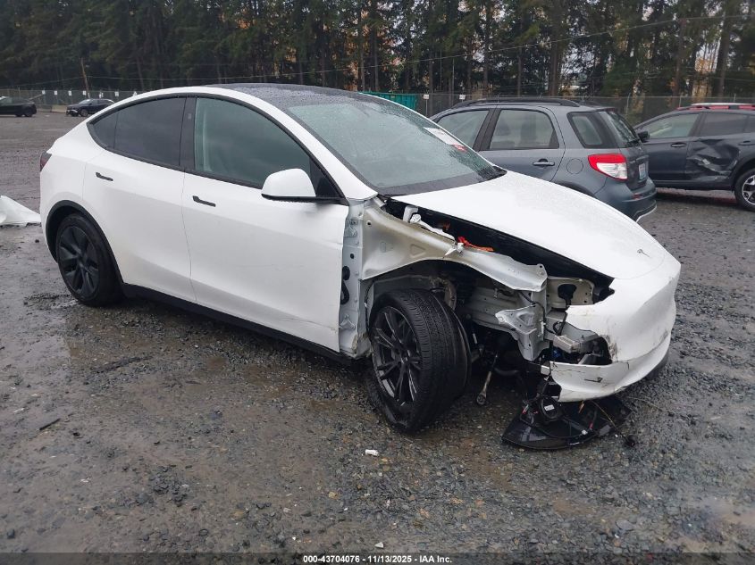 TESLA MODEL Y LONG RANGE DUAL MOTOR ALL-WHEEL DRIVE