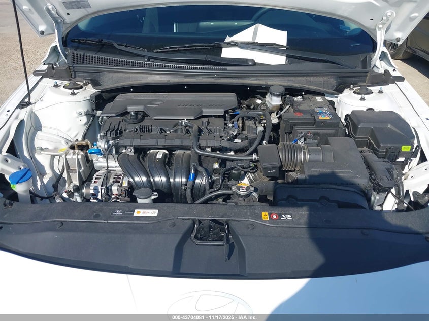 VIN KMHLS4DG7SU997043 2025 HYUNDAI ELANTRA SEL CONVENIENCE