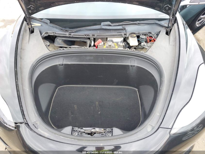 2019 Tesla Model 3 Long Range/Mid Range/Standard Range/Standard Range Plus VIN: 5YJ3E1EA7KF305781 Lot: 43704104