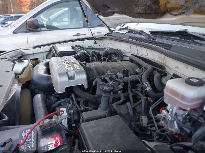 2006 Toyota 4Runner Sr5 V8 VIN: JTEBT14R760057931 Lot: 43704138