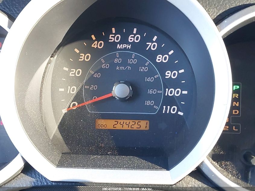 2006 Toyota 4Runner Sr5 V8 VIN: JTEBT14R760057931 Lot: 43704138