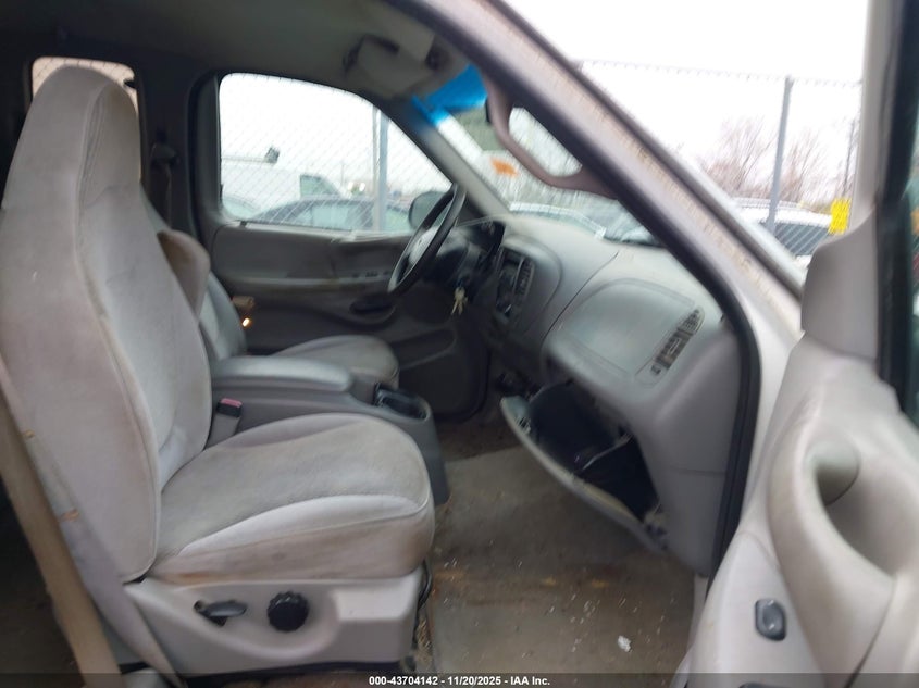 1997 FORD F-150 auction photo 5