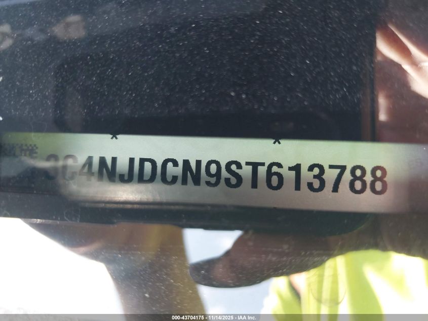 2025 Jeep Compass Limited 4X4 VIN: 3C4NJDCN9ST613788 Lot: 43704175