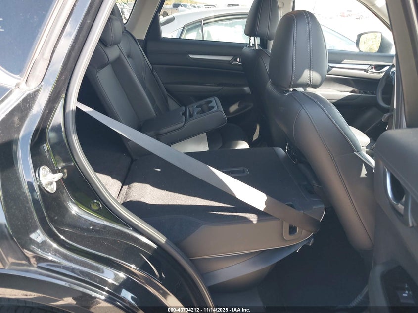 2025 Mazda Cx-5 2.5 S Preferred VIN: JM3KFBCL9S0560523 Lot: 43704212