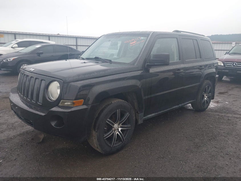 1J4FF28B49D223250 2009 JEEP LIBERTY (PATRIOT) photo no. 2