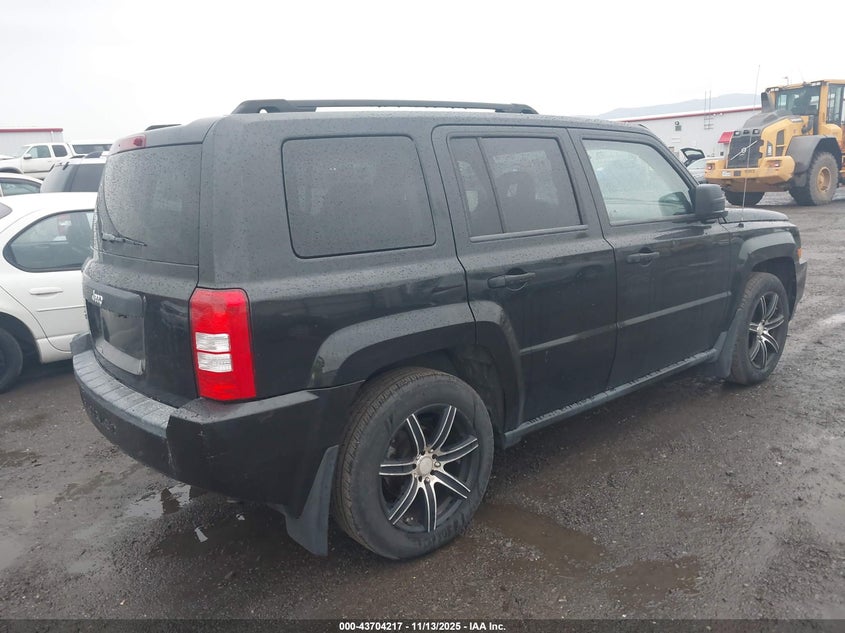 1J4FF28B49D223250 2009 JEEP LIBERTY (PATRIOT) photo no. 4